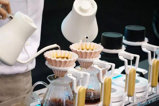中国内地首个世界咖啡冠军 2019世界咖啡冲煮大赛杜嘉宁夺冠